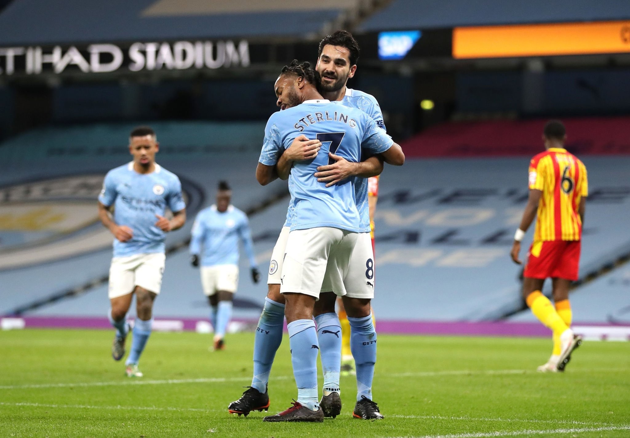 在联赛中保 在联赛中保